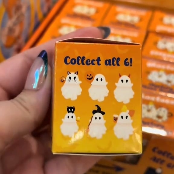 Ghostees™ Mystery Box – Halloween Phone Buddy